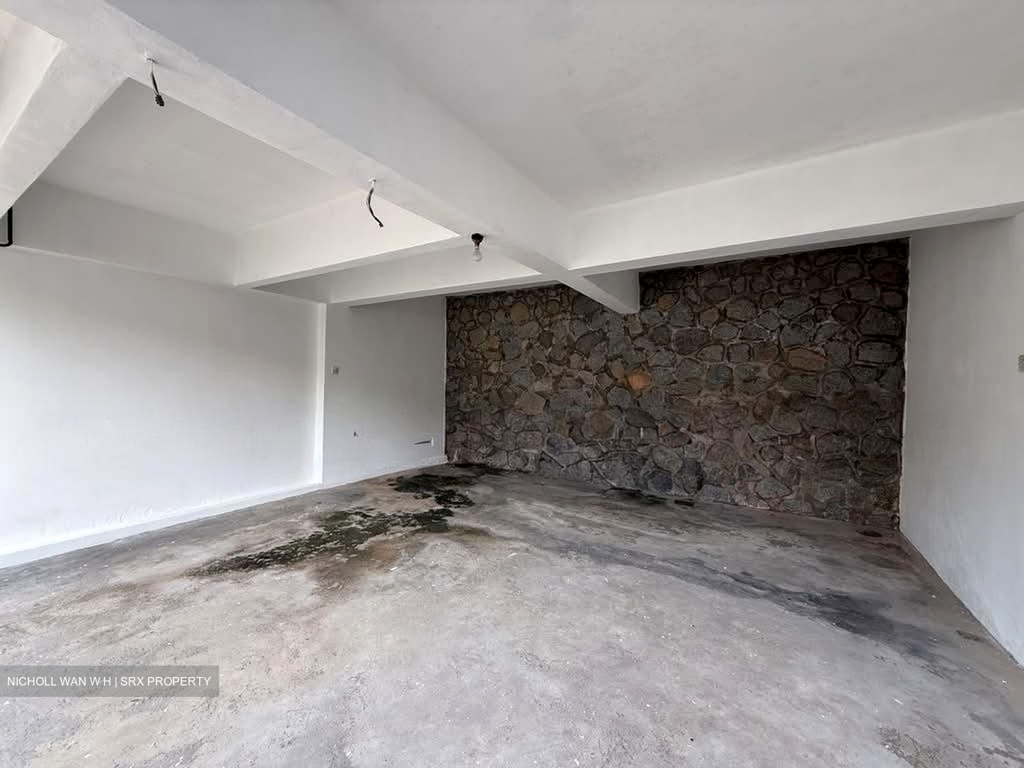 Golden Hill Estate (D19), Terrace #593667391